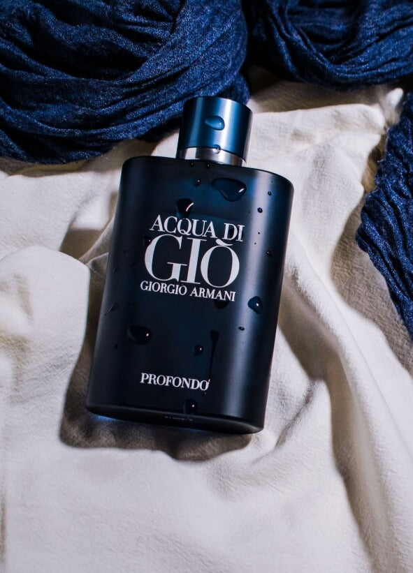 Armani Acqua di Giò Profondo Eau de Parfum.