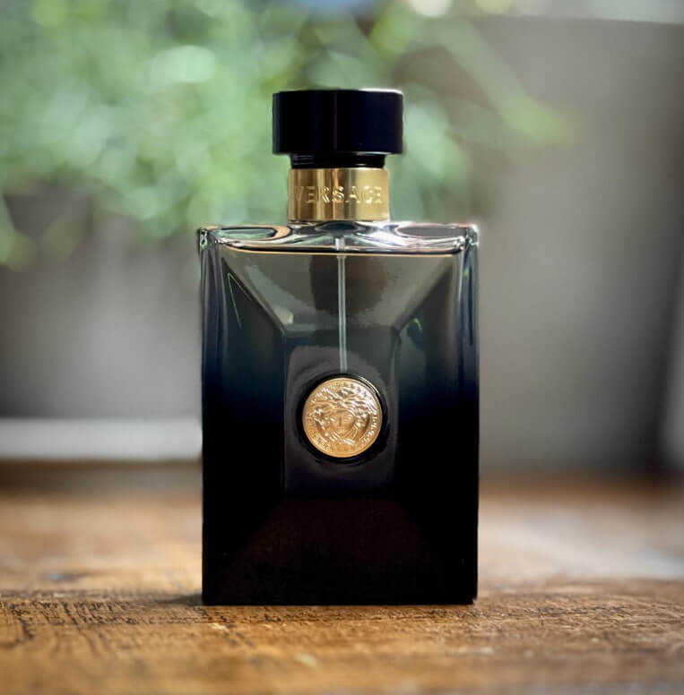 Versace Pour Homme Oud Noir.